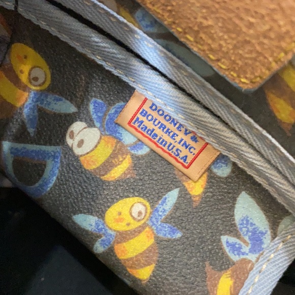 ✨DONATED✨ Dooney and Bourke bag bundle - Picture 13 of 16